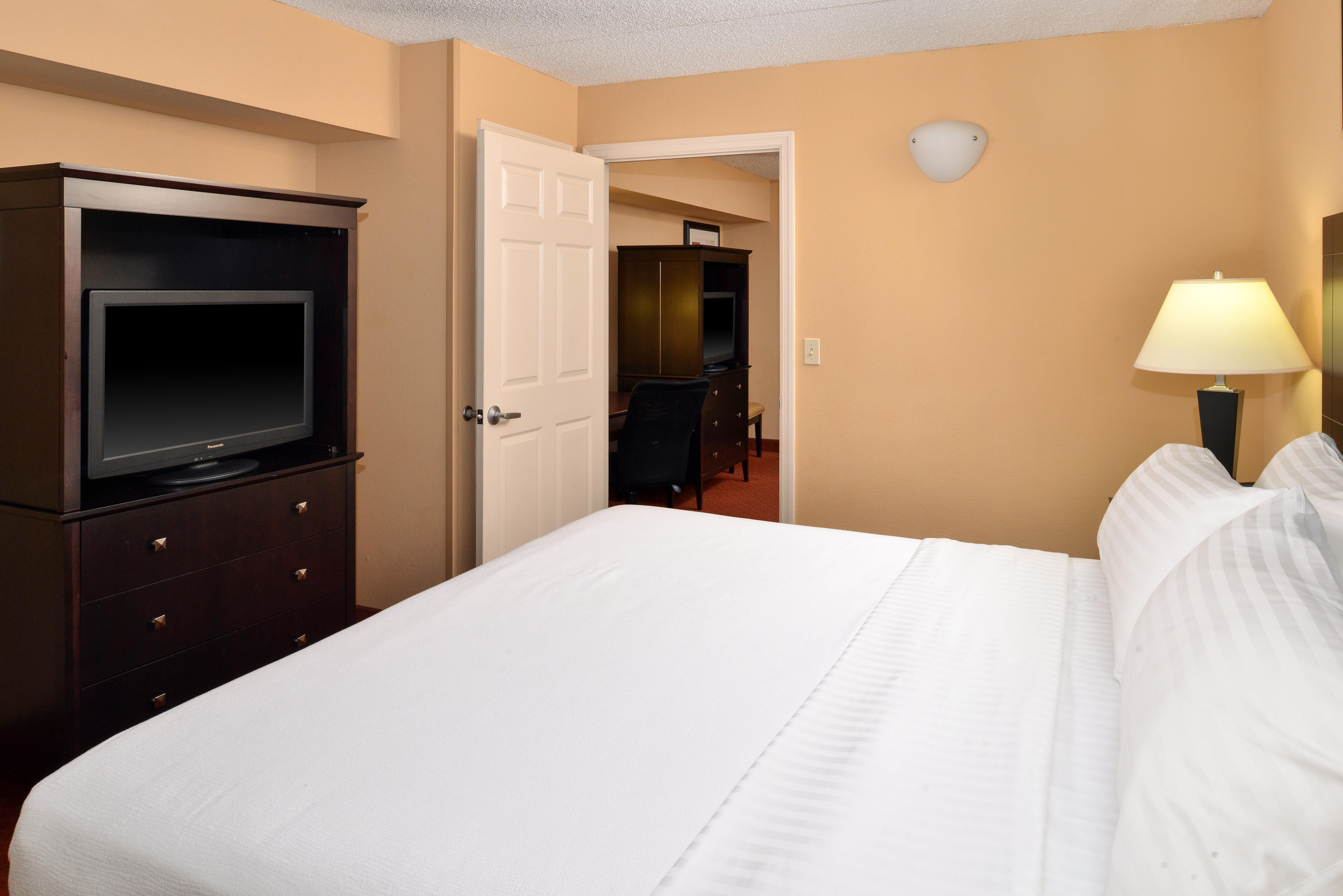 Holiday Inn Martinsburg By Ihg Экстерьер фото