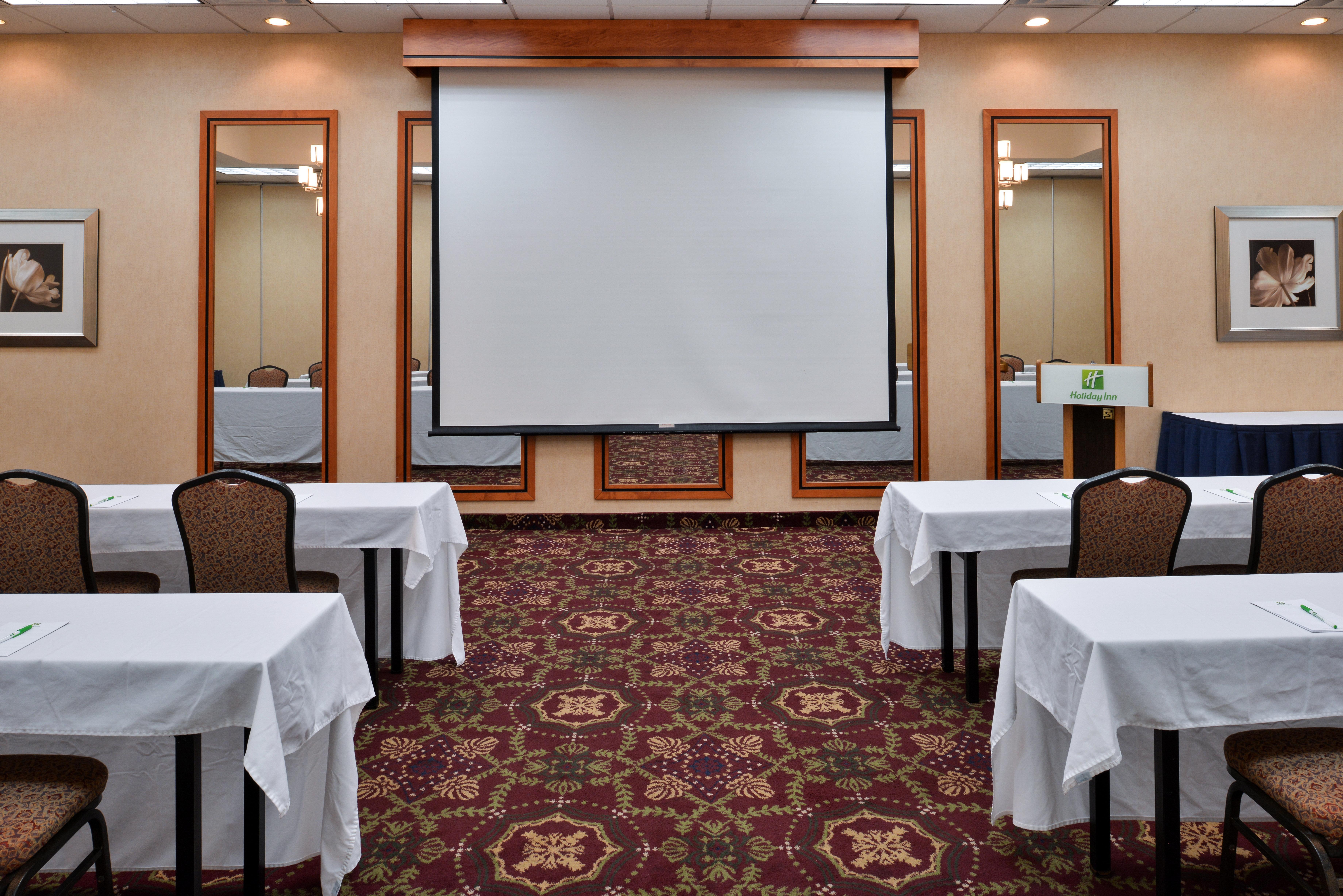Holiday Inn Martinsburg By Ihg Экстерьер фото